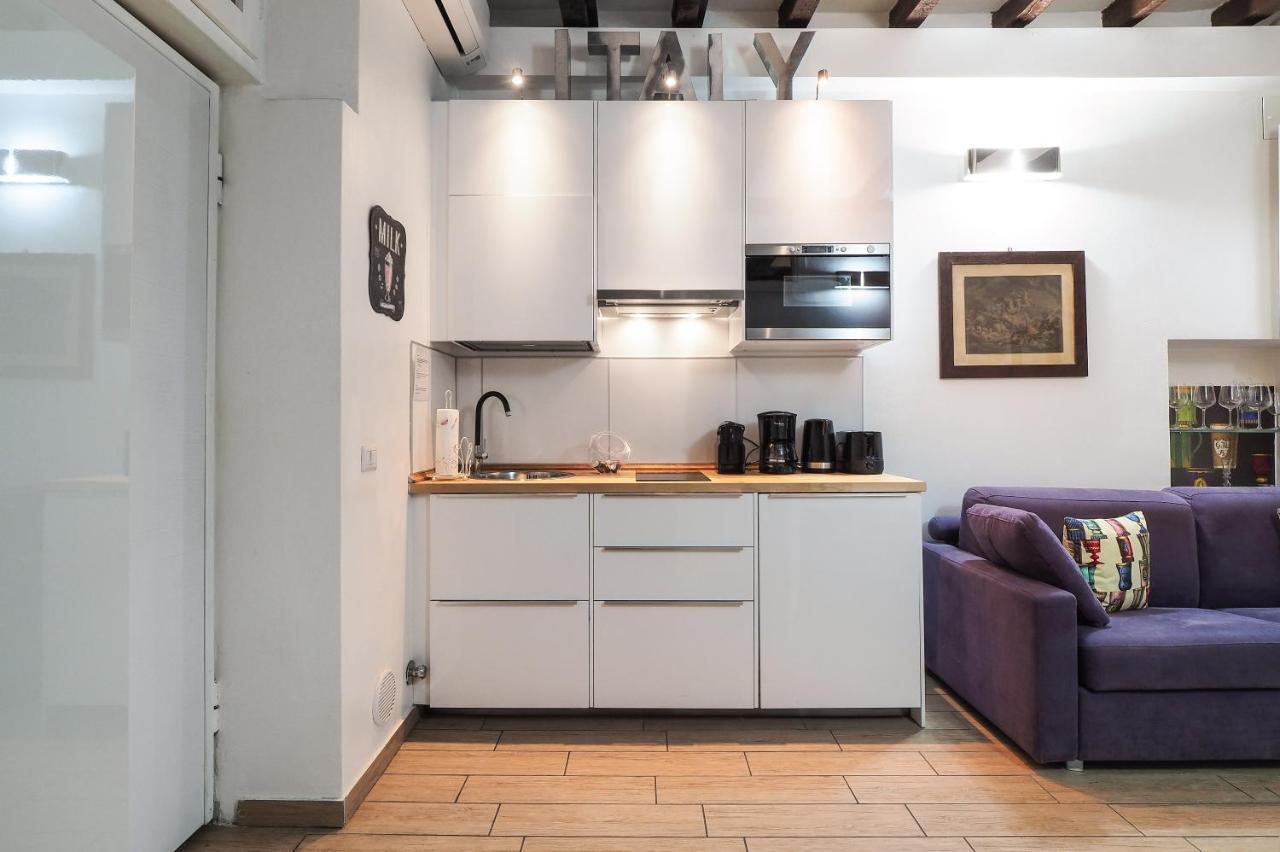 דירות מילאנו Centro Storico, Darsena E Duomo - Corso Genova - Italy Flat Vacation מראה חיצוני תמונה