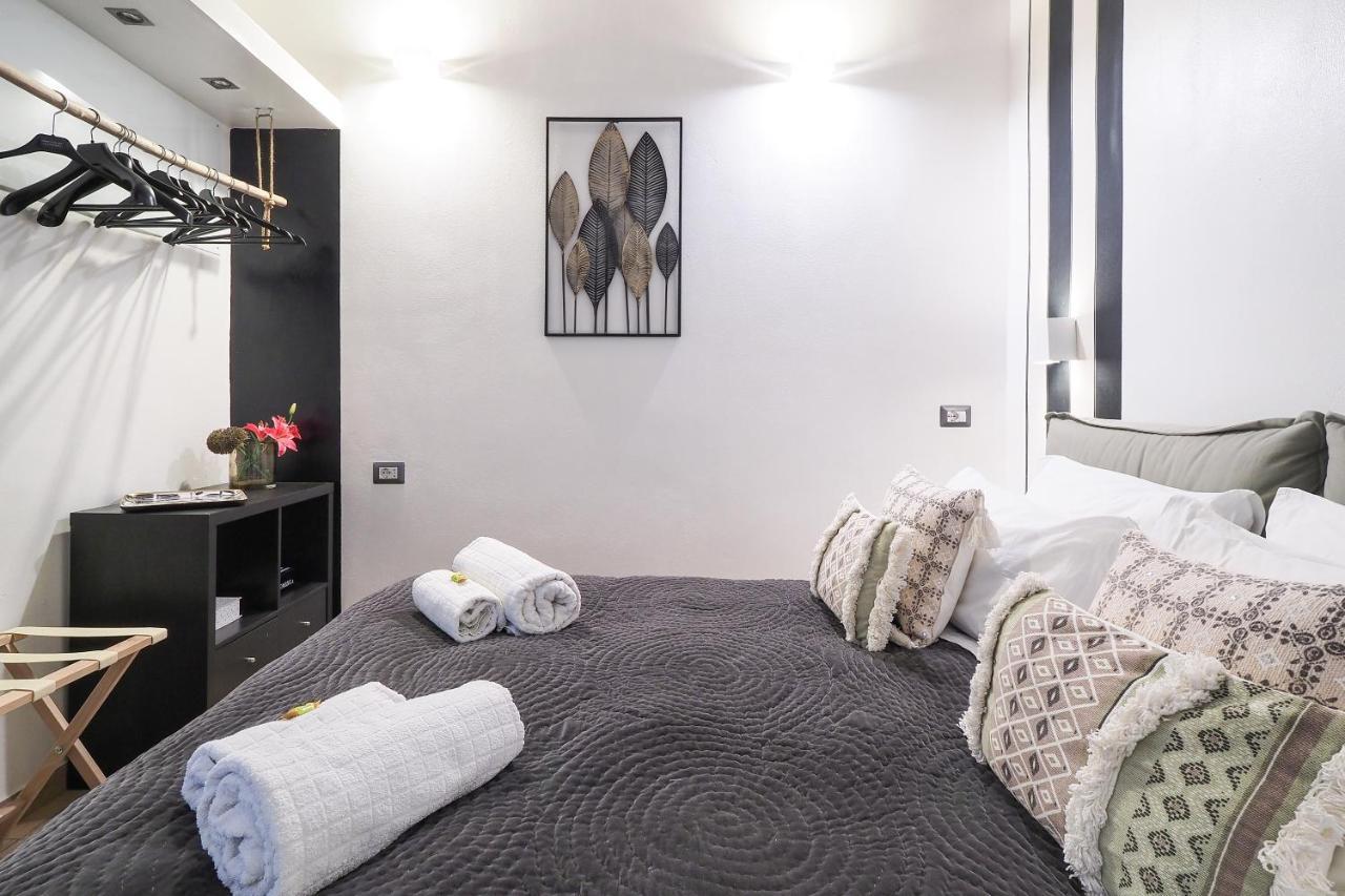 דירות מילאנו Centro Storico, Darsena E Duomo - Corso Genova - Italy Flat Vacation מראה חיצוני תמונה
