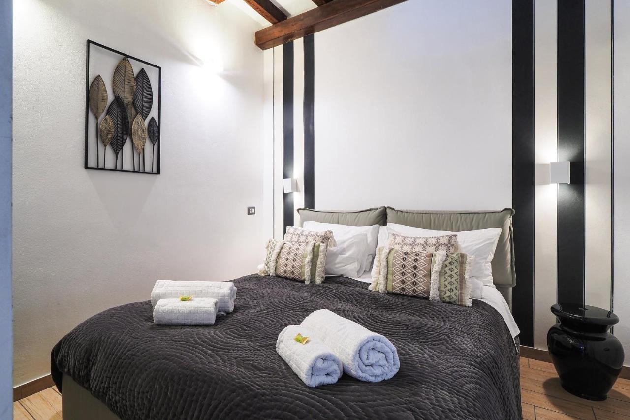 דירות מילאנו Centro Storico, Darsena E Duomo - Corso Genova - Italy Flat Vacation מראה חיצוני תמונה